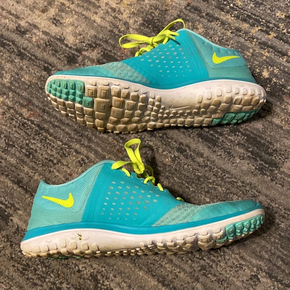 Nike Athletic Shoe - Picture 4 of 9